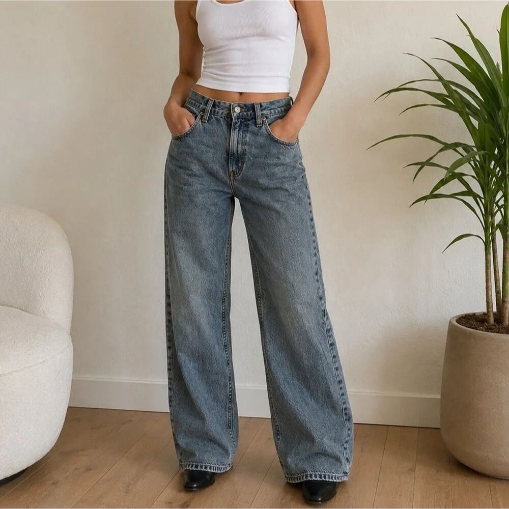 NWT Abercrombie & Fitch The Loose High Rise Wide Leg Jeans Medium Wash Size 27/4